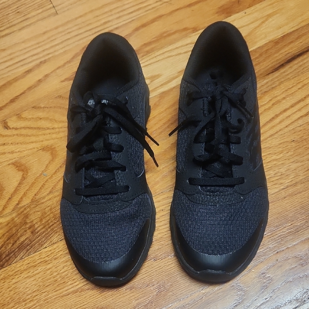 Saucony 6 Black Sneakers, Worn 1x
